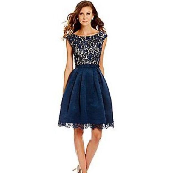 Eliza J Cap Sleeve Navy Lace Cocktail Sleeveless Fit and Flare  Dress Size 8 - Picture 1 of 11